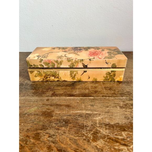 Vintage Rectangular Floral Lacquered Jewelry Box | Boho Home Decor - Picture 5 of 7